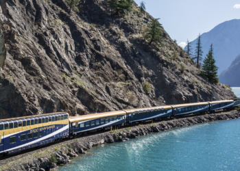 Canadian Rockies! Vancouver to Banff with “Rocky Mountaineer Rail”